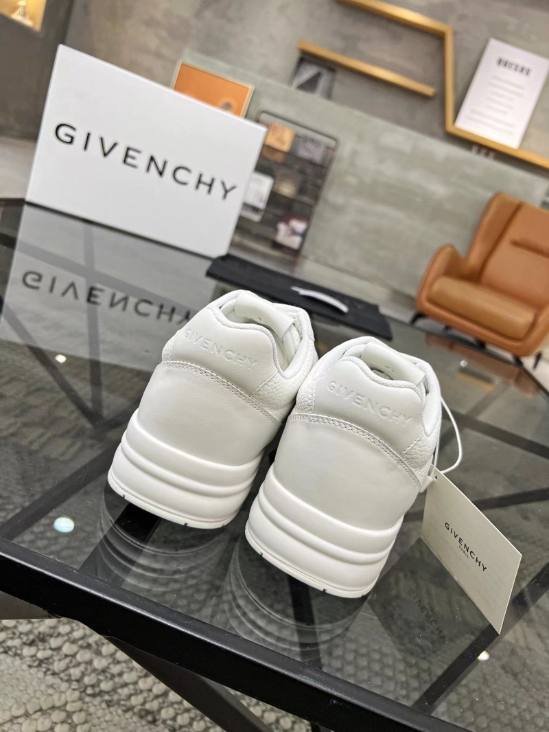 Givenchy Sneakers